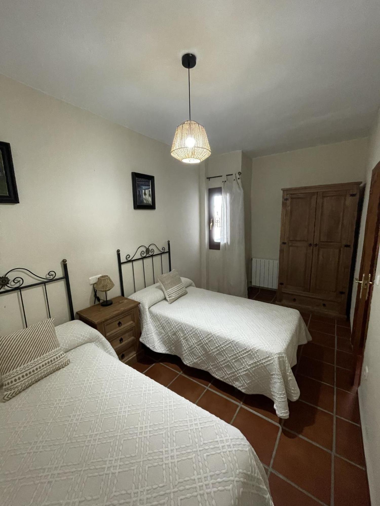 Apartamentos Rurales Las Chimeneas Капилейра Экстерьер фото