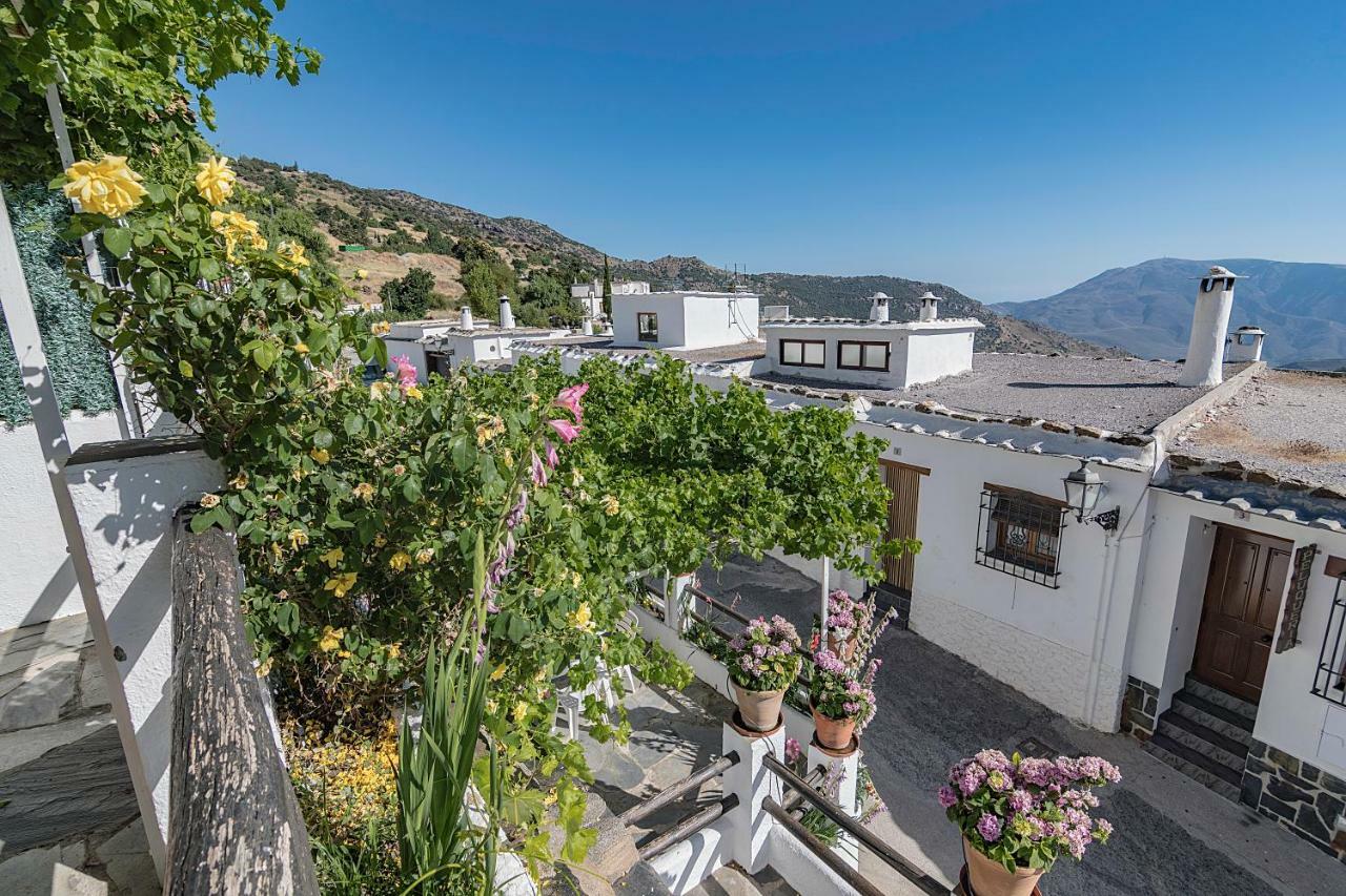 Apartamentos Rurales Las Chimeneas Капилейра Экстерьер фото