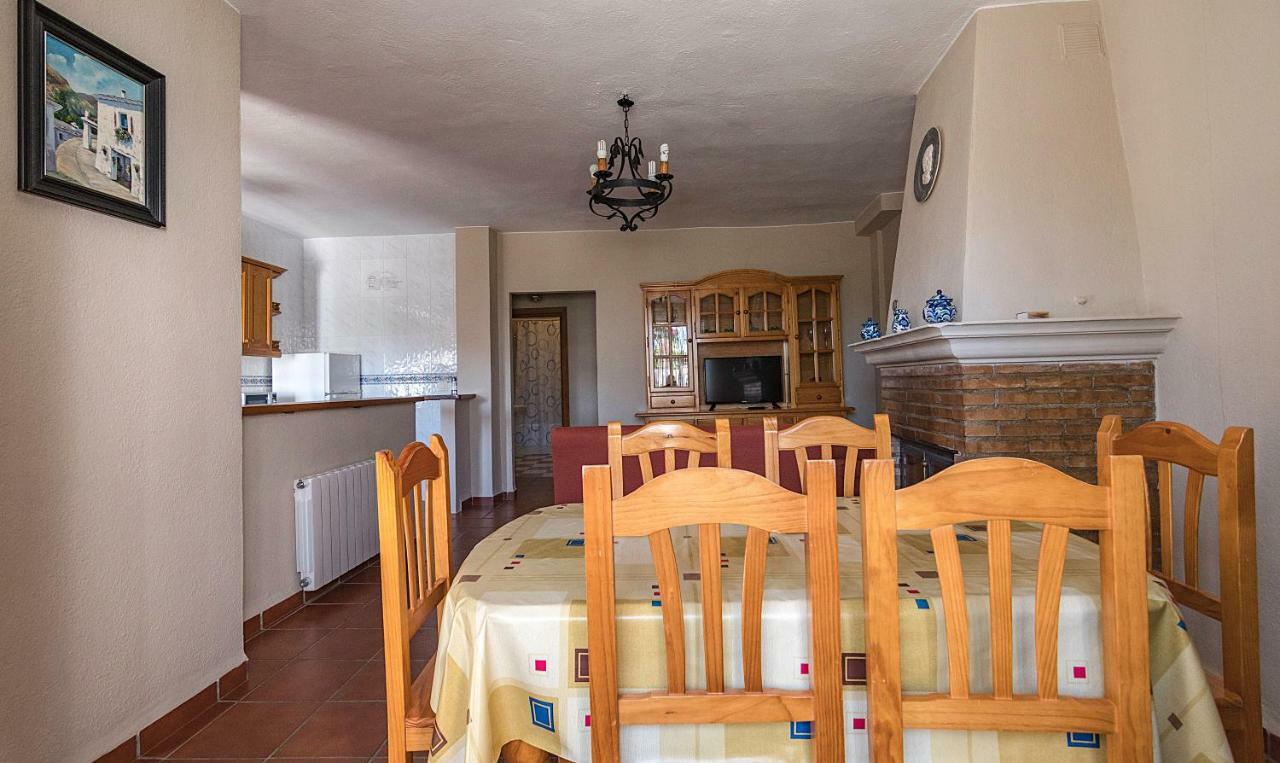 Apartamentos Rurales Las Chimeneas Капилейра Экстерьер фото