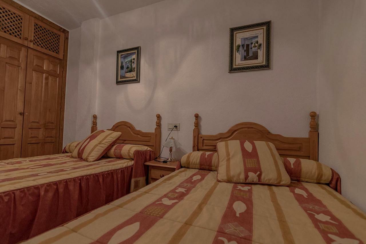 Apartamentos Rurales Las Chimeneas Капилейра Экстерьер фото